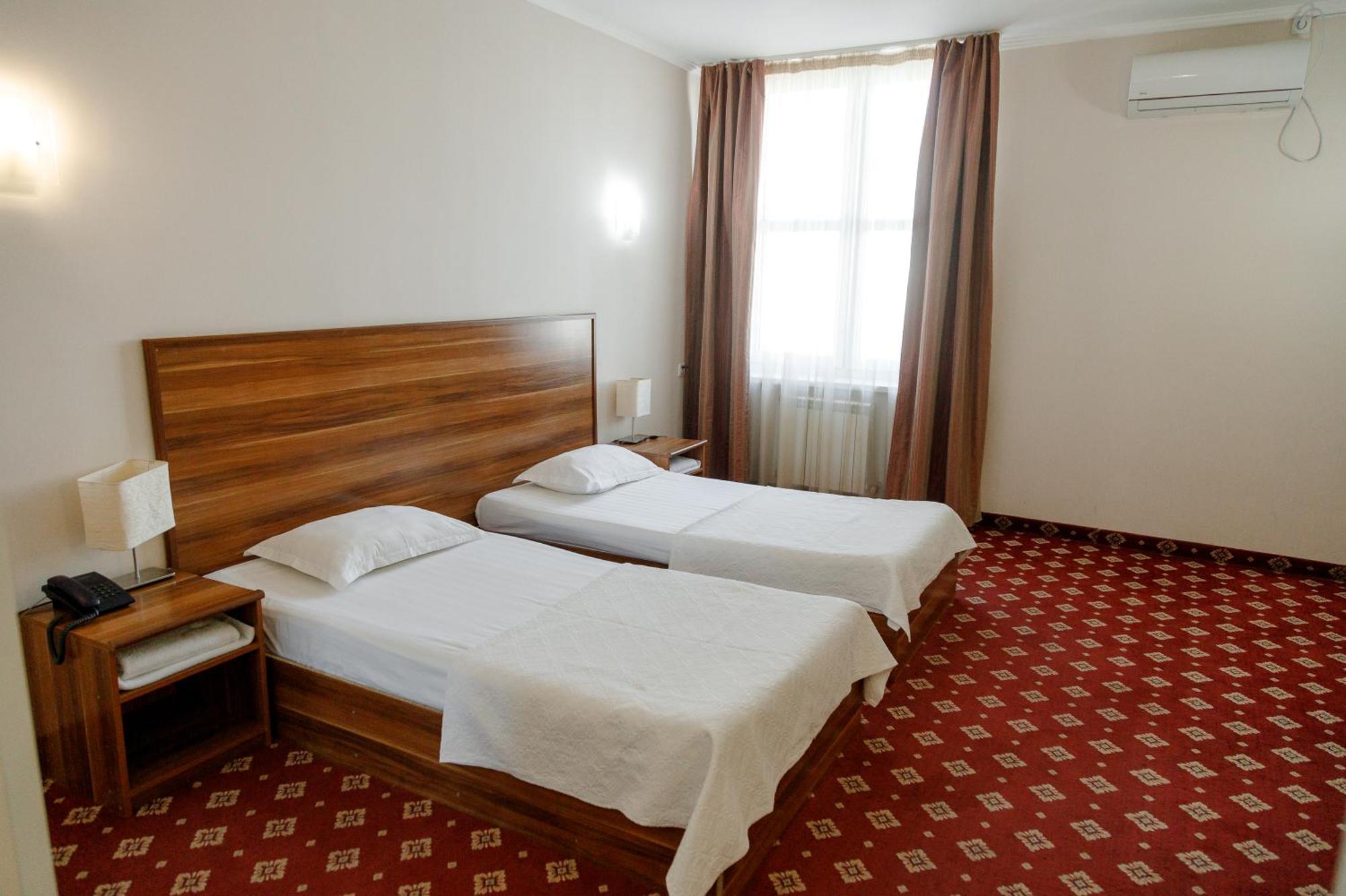 Silk Way Hotel Aqtau Esterno foto